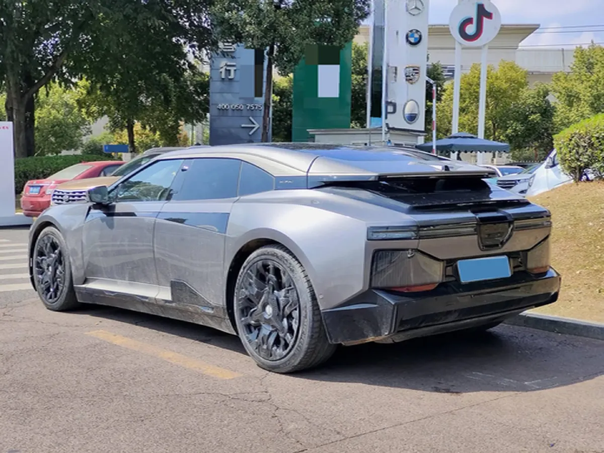 2023 HiPhi Z BEV 120KWH,autocango,china used car exporter,china ev exporter,chinese used car exporter,chinese used ev exporter