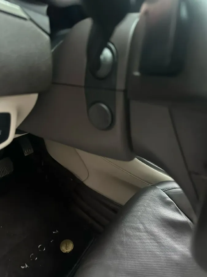 2017 Lincoln MKC 2.0T 203HP L4 6AT,autocango,china used car exporter,china ev exporter,chinese used car exporter,chinese used ev exporter