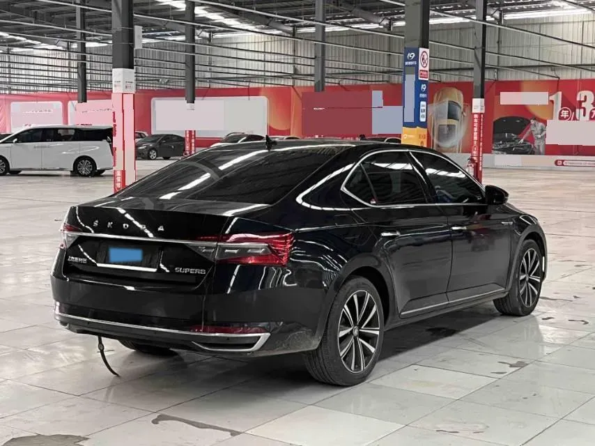 2023 Skoda Superb 1.4T 150HP L4 7DCT,autocango,china used car exporter,china ev exporter,chinese used car exporter,chinese used ev exporter