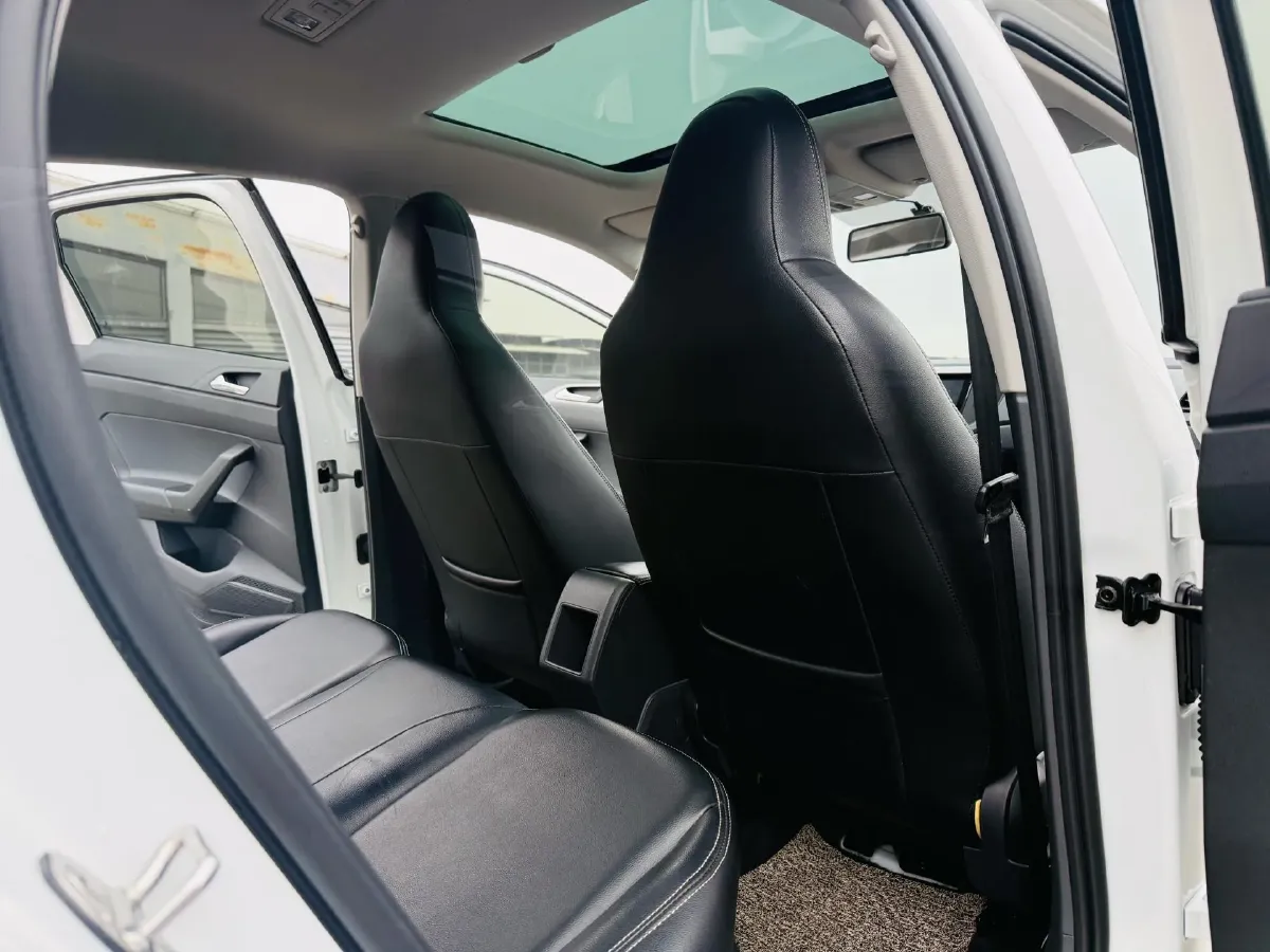 2019 Volkswagen Polo 1.5L 113HP L4 6AT,autocango,china used car exporter,china ev exporter,chinese used car exporter,chinese used ev exporter