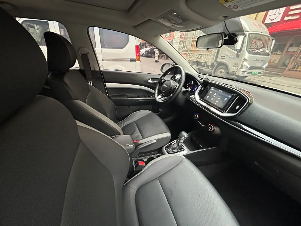 2021 Kia KX1 1.4L 100HP L4 CVT,autocango,china used car exporter,china ev exporter,chinese used car exporter,chinese used ev exporter