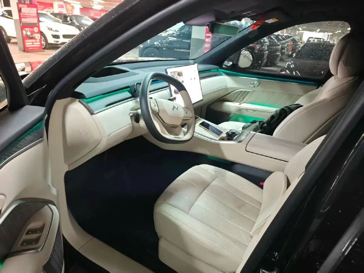 2025 ONVO L90 BEV,autocango,china used car exporter,china ev exporter,chinese used car exporter,chinese used ev exporter