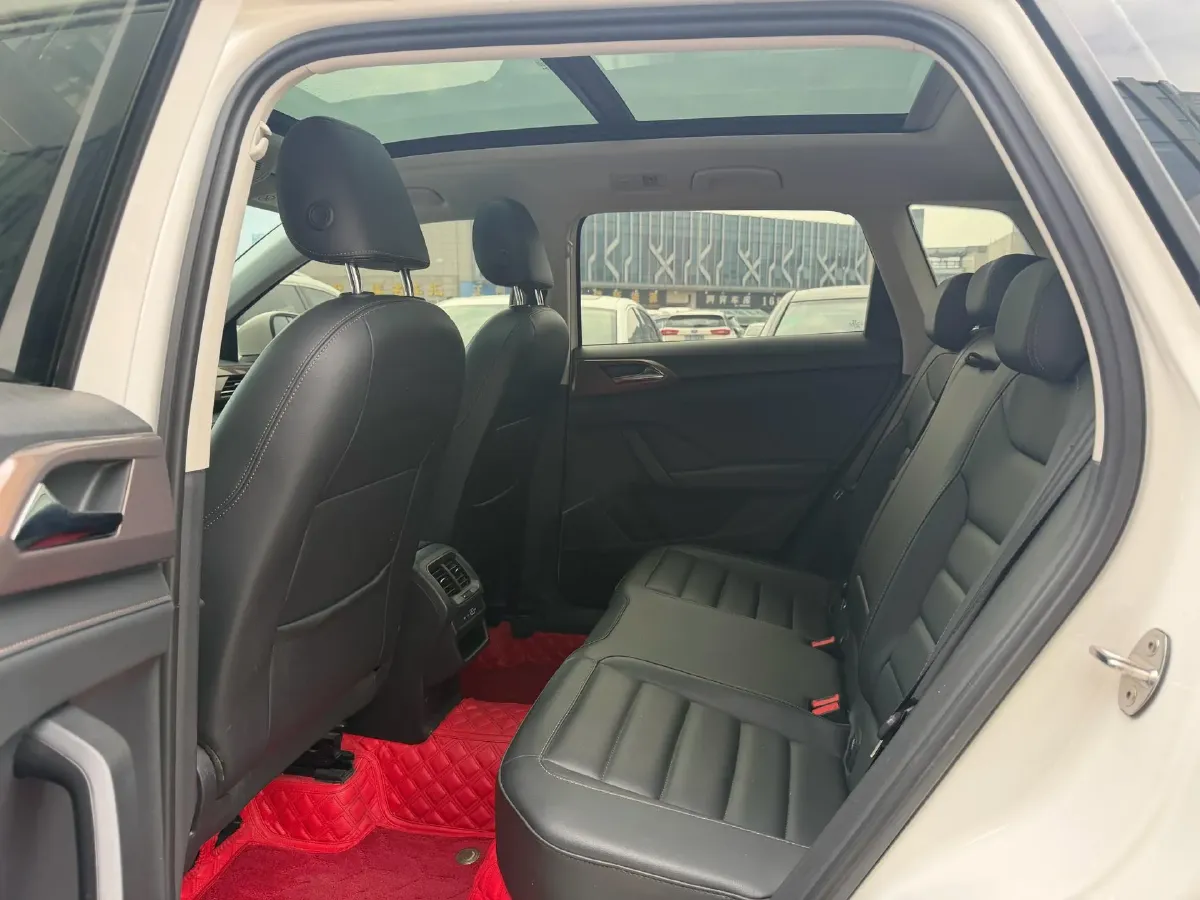 2021 Volkswagen Tharu 1.4T 150HP L4 7DCT,autocango,china used car exporter,china ev exporter,chinese used car exporter,chinese used ev exporter