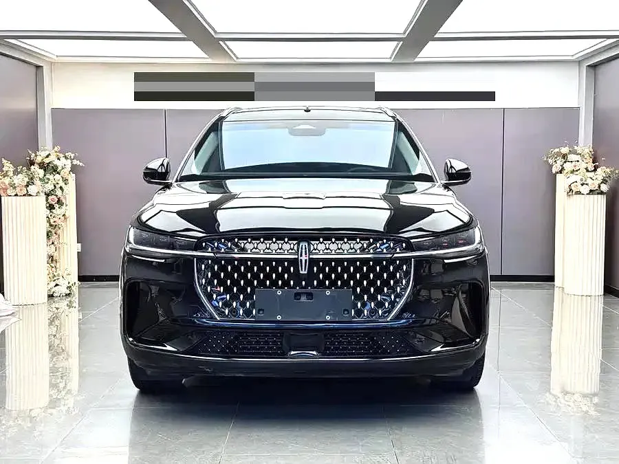 2023 Lincoln Nautilus 2.0T 261HP L4 8AT,autocango,china used car exporter,china ev exporter,chinese used car exporter,chinese used ev exporter