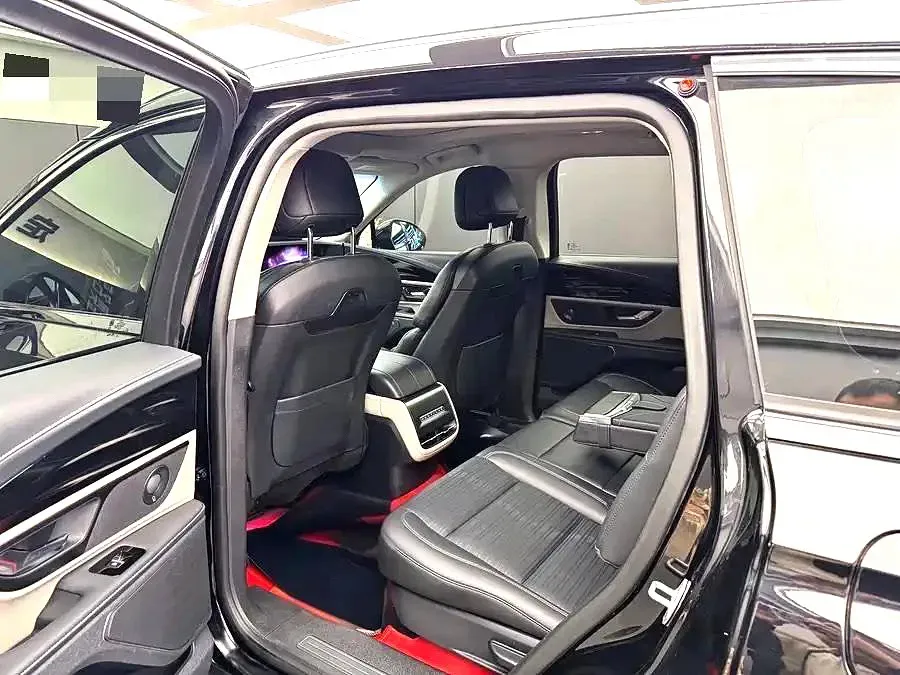 2023 Lincoln Nautilus 2.0T 261HP L4 8AT,autocango,china used car exporter,china ev exporter,chinese used car exporter,chinese used ev exporter