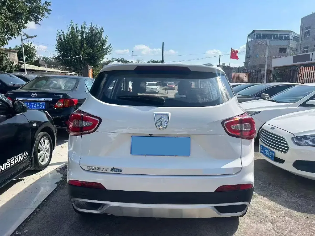 2017 BaoJun 310W 1.5L 105HP L4 6MT,autocango,china used car exporter,china ev exporter,chinese used car exporter,chinese used ev exporter