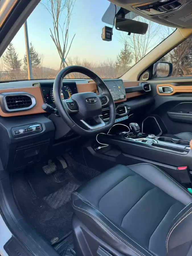 2020 Geely ICON 1.5T 177HP L3 7DCT,autocango,china used car exporter,china ev exporter,chinese used car exporter,chinese used ev exporter