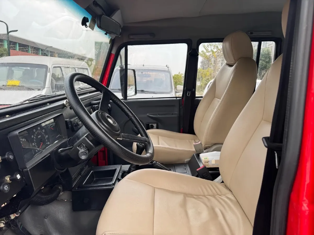 2019 BAW 212 1.5T 136HP L4 5MT,autocango,china used car exporter,china ev exporter,chinese used car exporter,chinese used ev exporter