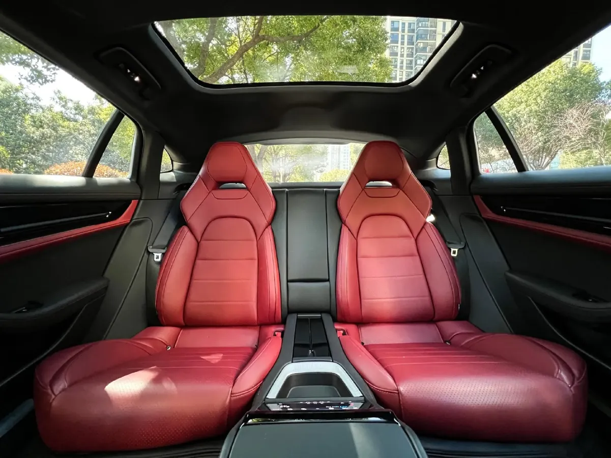 2024 Porsche Taycan 2AT BEV 105KWH,autocango,china used car exporter,china ev exporter,chinese used car exporter,chinese used ev exporter