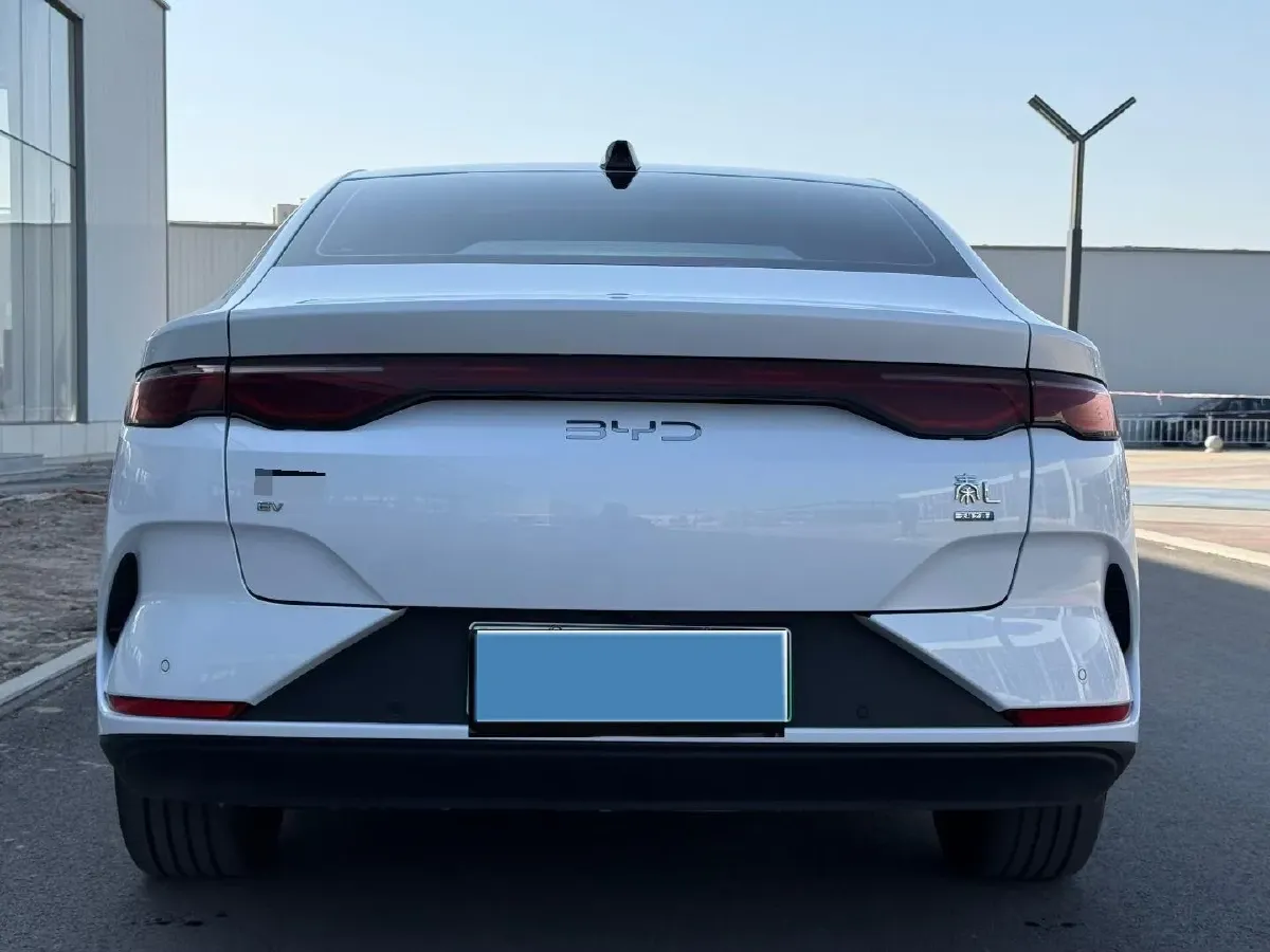 2025 BYD QinL BEV,autocango,china used car exporter,china ev exporter,chinese used car exporter,chinese used ev exporter