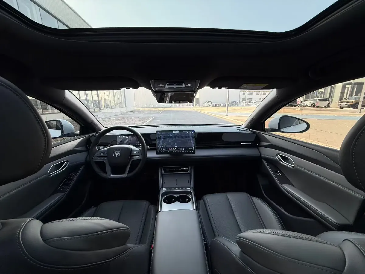 2025 BYD QinL BEV,autocango,china used car exporter,china ev exporter,chinese used car exporter,chinese used ev exporter