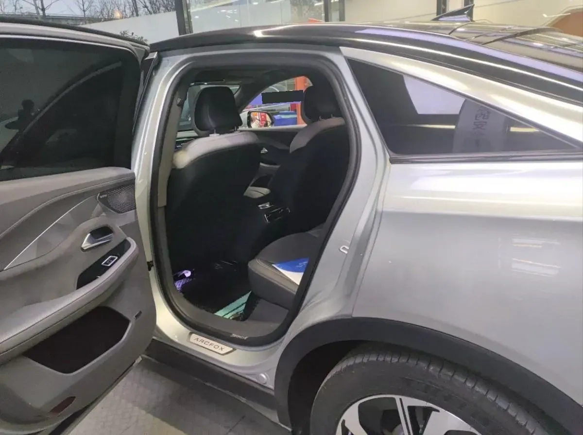 2022 ARCFOX αS BEV 93.6KWH,autocango,china used car exporter,china ev exporter,chinese used car exporter,chinese used ev exporter