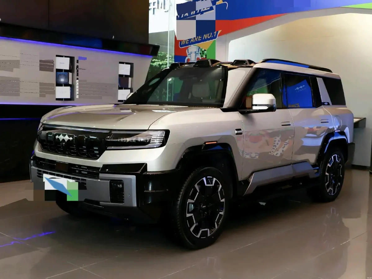 2025 FangChengBao Bao 8 2.0T 245HP L4 E-CVT PHEV 36.8KWH,autocango,china used car exporter,china ev exporter,chinese used car exporter,chinese used ev exporter