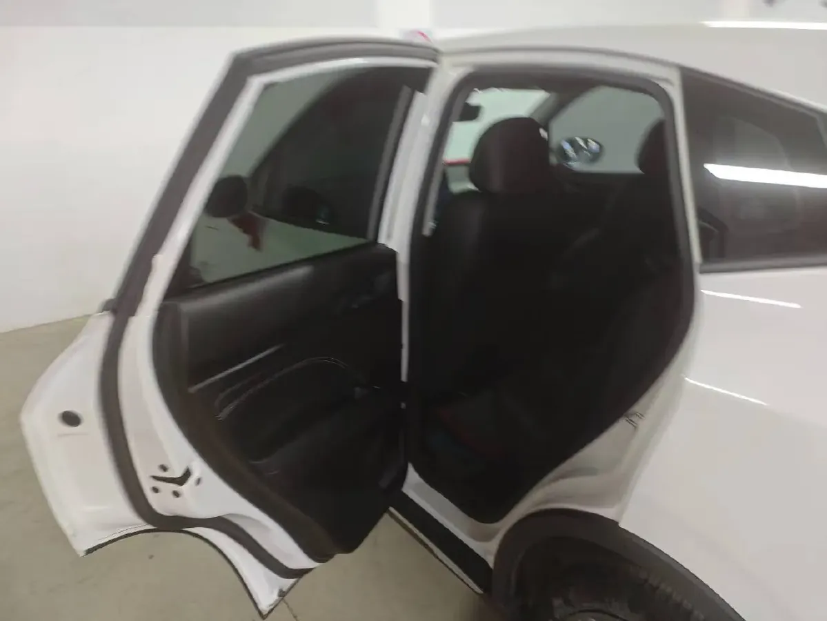 2022 ChangAn Oshan X7 Plus 1.5T 188HP L4 7DCT,autocango,china used car exporter,china ev exporter,chinese used car exporter,chinese used ev exporter