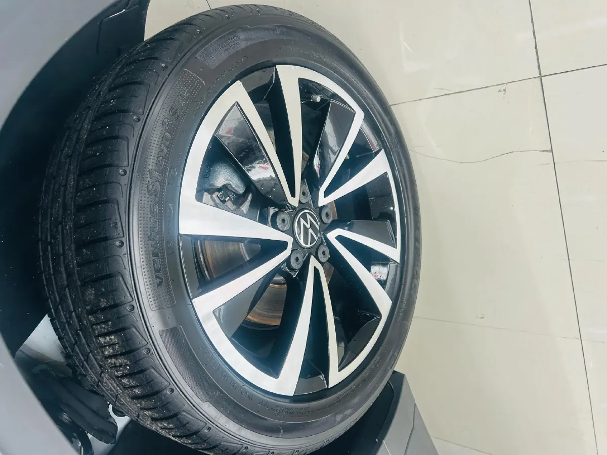 2021 Volkswagen Tharu 1.4T 150HP L4 7DCT,autocango,china used car exporter,china ev exporter,chinese used car exporter,chinese used ev exporter