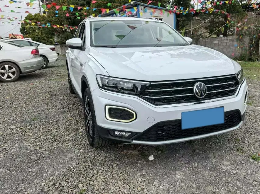 2020 Volkswagen T-Roc 1.4T 150HP L4 7DCT,autocango,china used car exporter,china ev exporter,chinese used car exporter,chinese used ev exporter