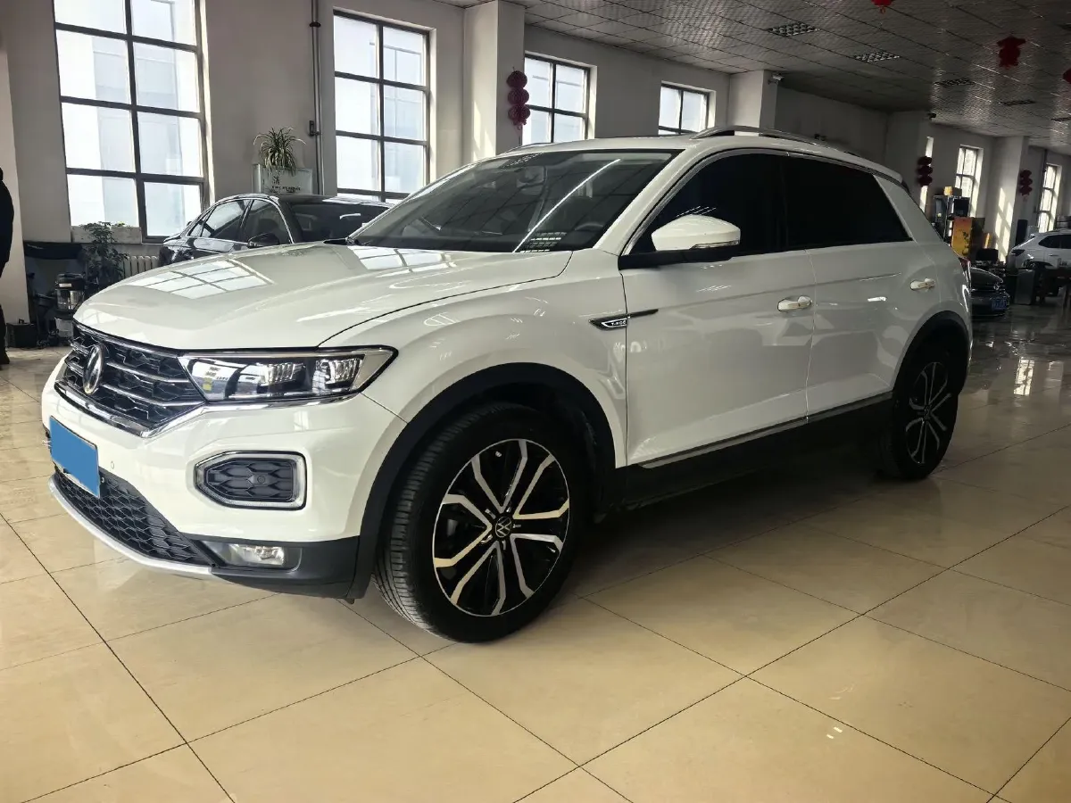 2022 Volkswagen T-Roc 1.4T 150HP L4 7DCT,autocango,china used car exporter,china ev exporter,chinese used car exporter,chinese used ev exporter