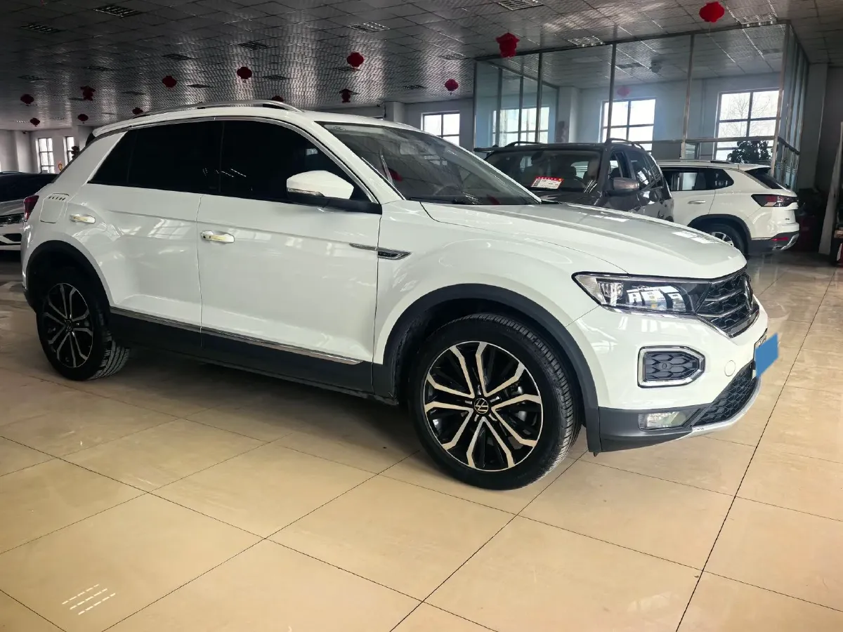 2022 Volkswagen T-Roc 1.4T 150HP L4 7DCT,autocango,china used car exporter,china ev exporter,chinese used car exporter,chinese used ev exporter