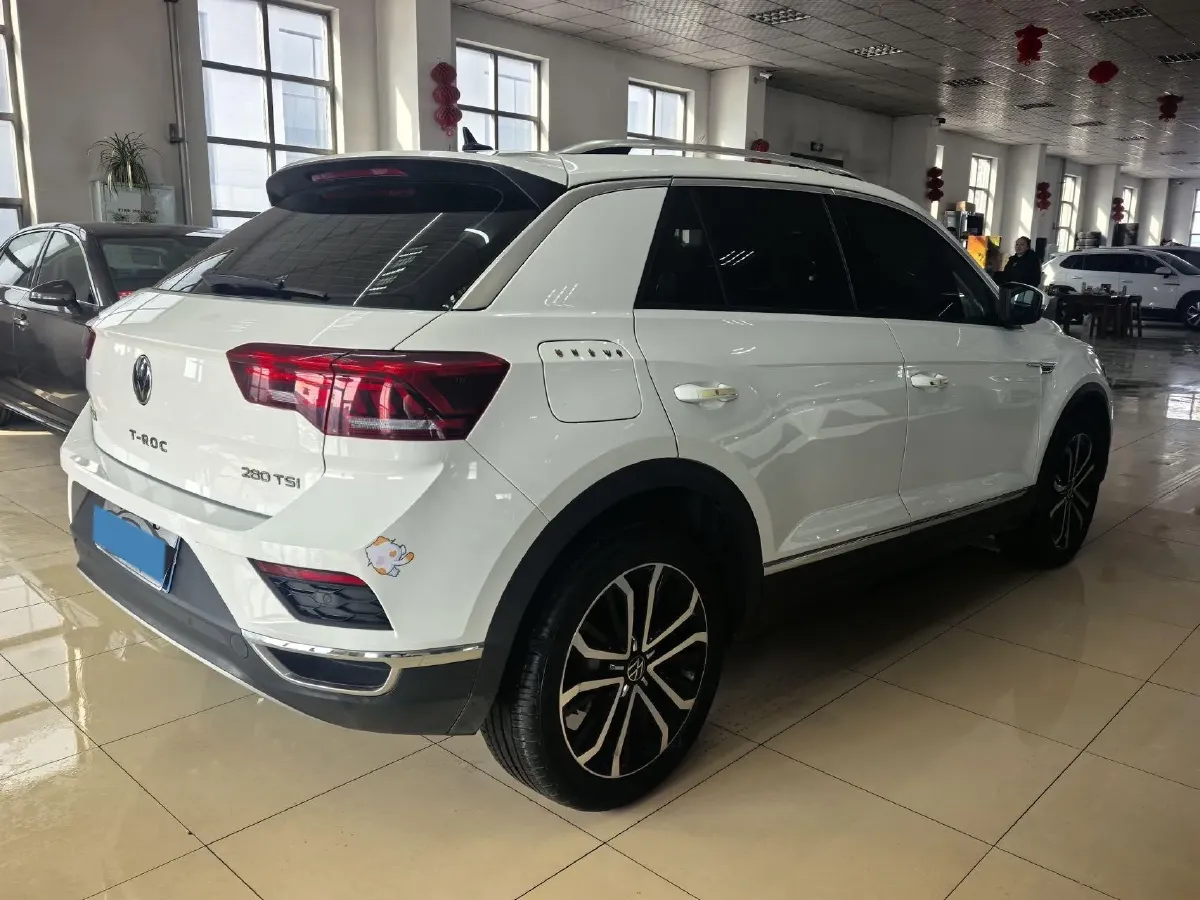 2022 Volkswagen T-Roc 1.4T 150HP L4 7DCT,autocango,china used car exporter,china ev exporter,chinese used car exporter,chinese used ev exporter