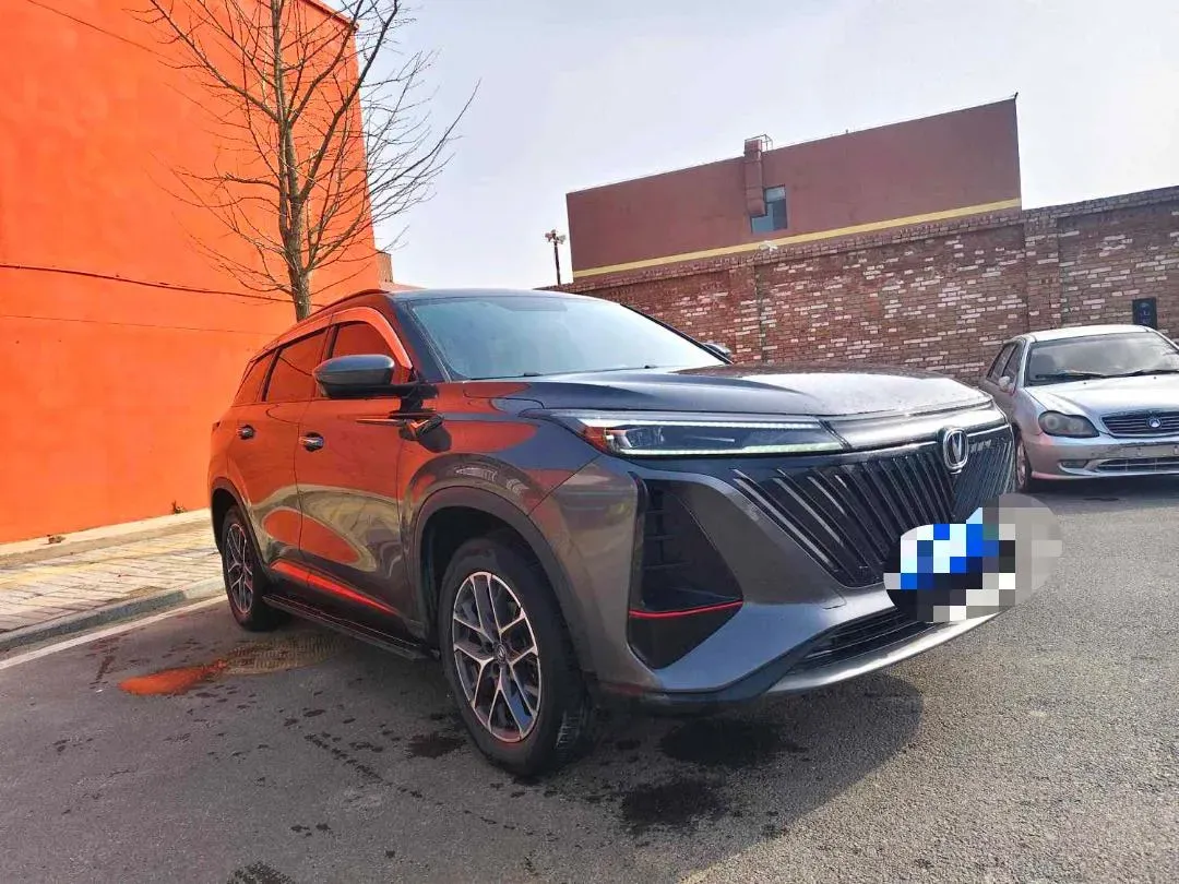 2022 ChangAn CS75 Plus 1.5T 188HP L4 8AT,autocango,china used car exporter,china ev exporter,chinese used car exporter,chinese used ev exporter