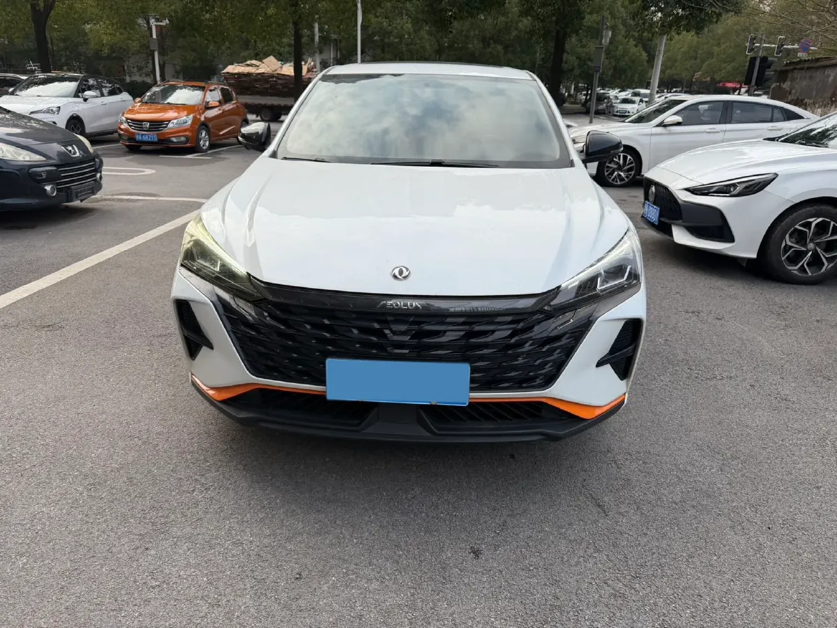 2023 DongFeng Aeolus YiXuan 1.5L 125HP L4 6DCT,autocango,china used car exporter,china ev exporter,chinese used car exporter,chinese used ev exporter