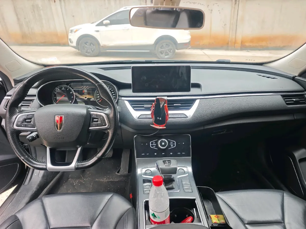 2022 HongQi H5 1.5T 169HP L4 7DCT,autocango,china used car exporter,china ev exporter,chinese used car exporter,chinese used ev exporter