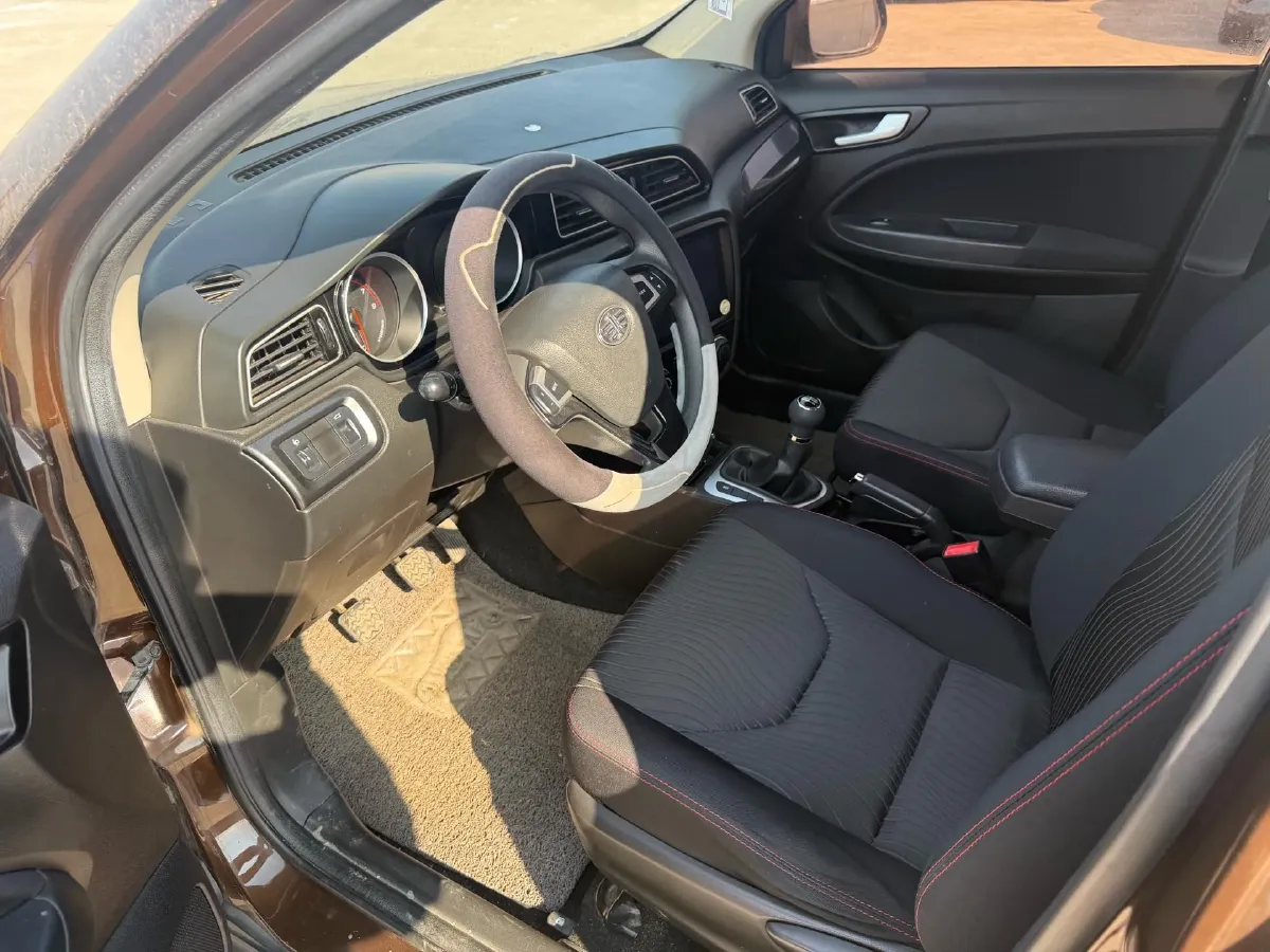 2017 FAW Jumpal D60 1.5L 113HP L4 5MT,autocango,china used car exporter,china ev exporter,chinese used car exporter,chinese used ev exporter