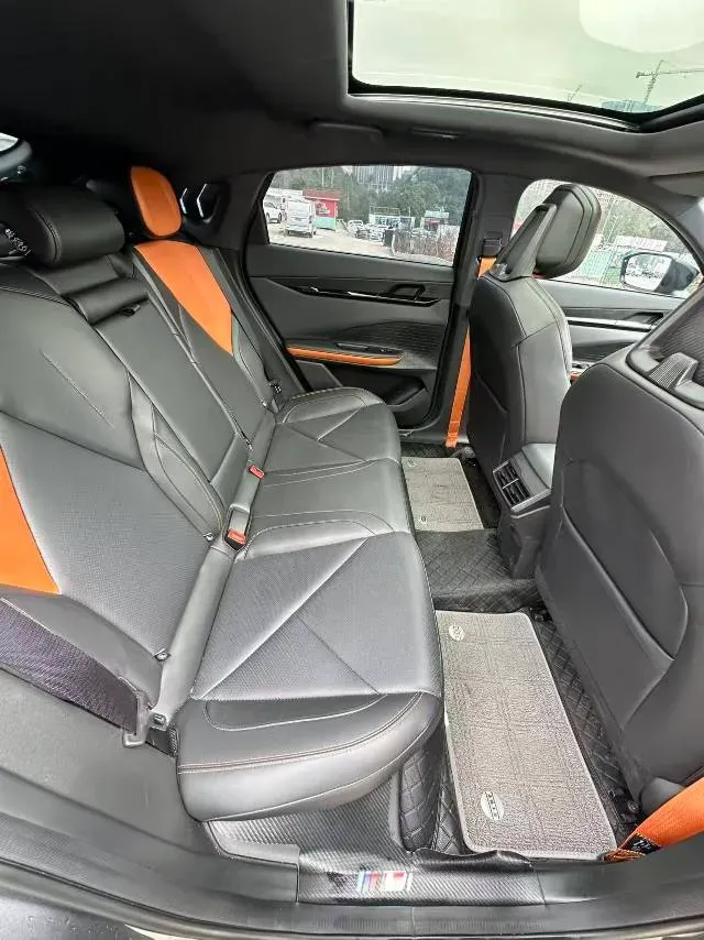 2022 ChangAn UNI-V 1.5T 188HP L4 7DCT,autocango,china used car exporter,china ev exporter,chinese used car exporter,chinese used ev exporter