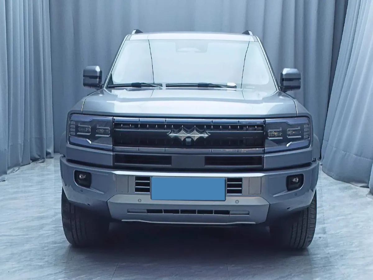 2025 FangChengBao Bao 5 1.5T 194HP L4 E-CVT PHEV 31.8KWH,autocango,china used car exporter,china ev exporter,chinese used car exporter,chinese used ev exporter