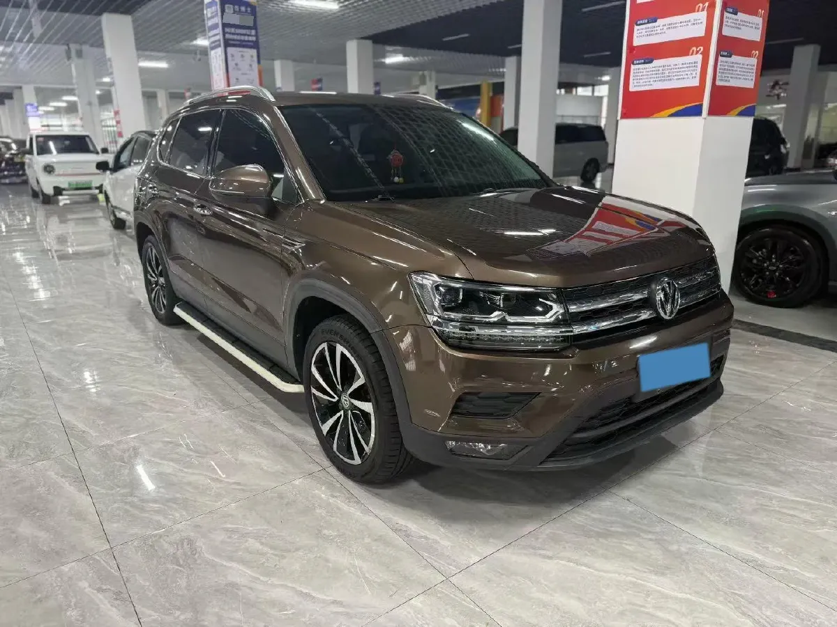 2019 MINI MINI 1.5T 102HP L3 7DCT,autocango,china used car exporter,china ev exporter,chinese used car exporter,chinese used ev exporter