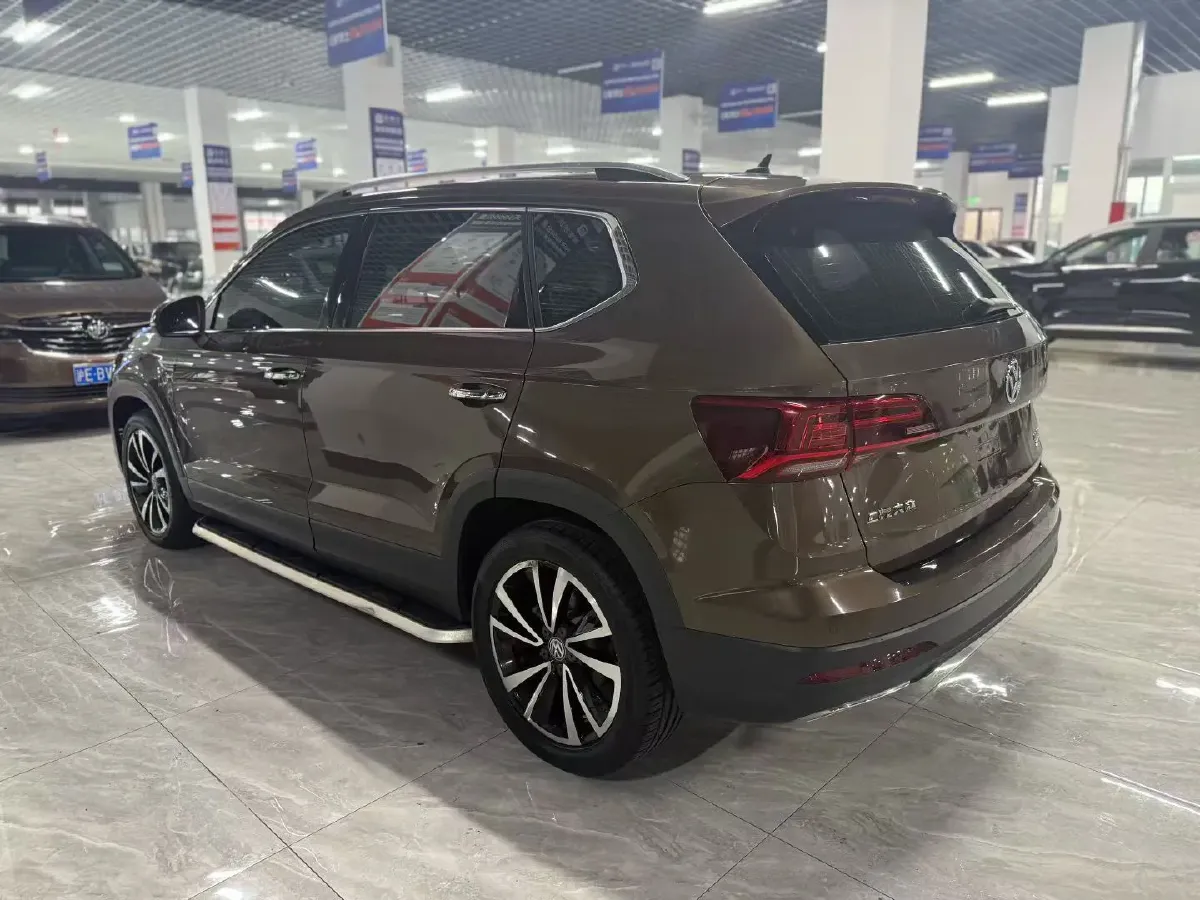 2019 MINI MINI 1.5T 102HP L3 7DCT,autocango,china used car exporter,china ev exporter,chinese used car exporter,chinese used ev exporter