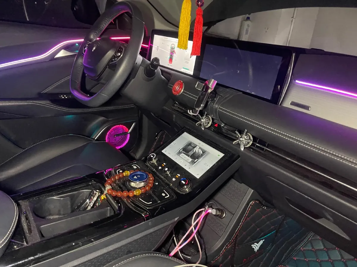 2022 MAXUS T70 2.0T 163HP L4 6AT,autocango,china used car exporter,china ev exporter,chinese used car exporter,chinese used ev exporter