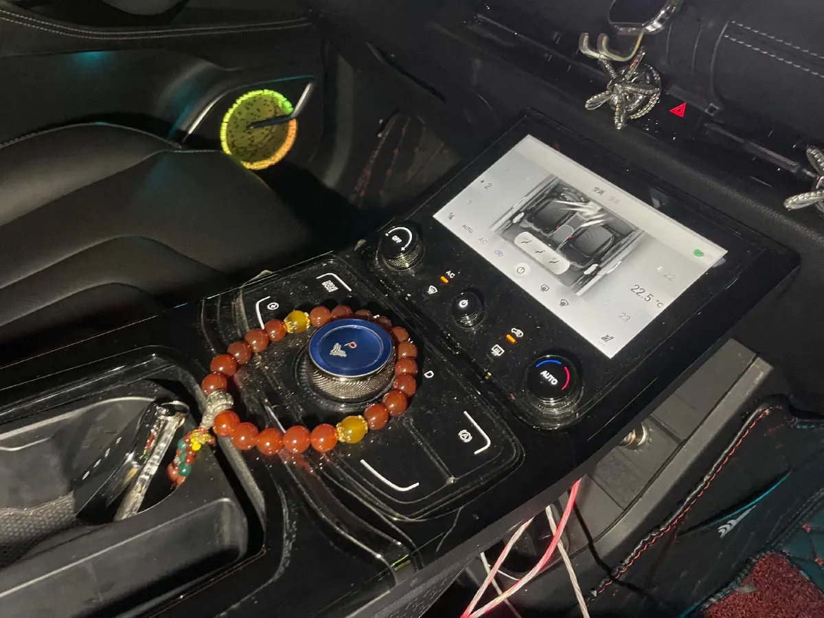 2022 MAXUS T70 2.0T 163HP L4 6AT,autocango,china used car exporter,china ev exporter,chinese used car exporter,chinese used ev exporter