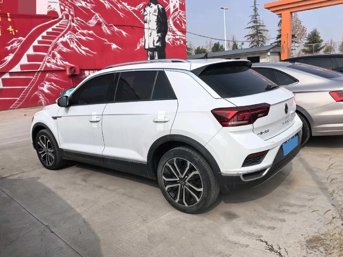 2021 Volkswagen T-Roc 1.4T 150HP L4 7DCT,autocango,china used car exporter,china ev exporter,chinese used car exporter,chinese used ev exporter