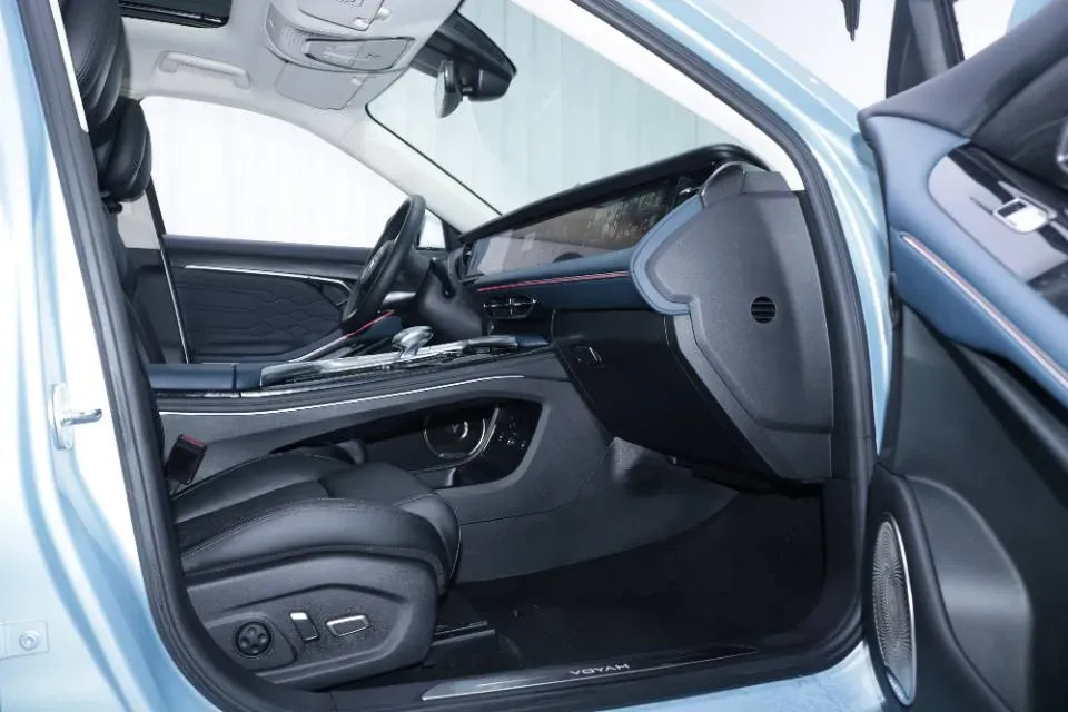 2022 Voyah FREE BEV 106KWH,autocango,china used car exporter,china ev exporter,chinese used car exporter,chinese used ev exporter