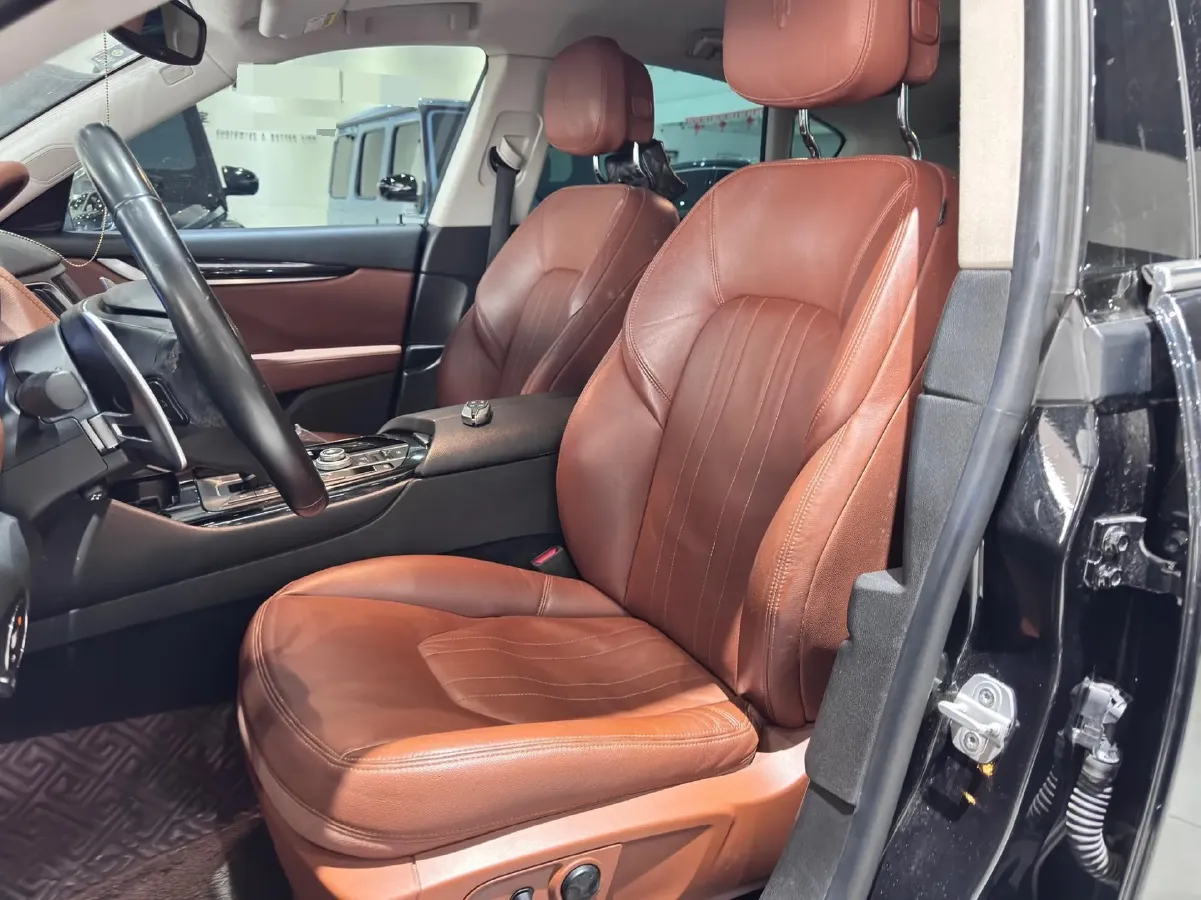 2018 Maserati Levante 3.0T 350HP V6 8AT,autocango,china used car exporter,china ev exporter,chinese used car exporter,chinese used ev exporter