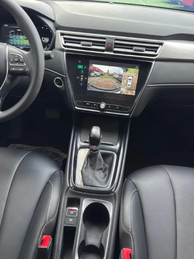 2020 Roewe i5 1.5L 120HP L4 CVT,autocango,china used car exporter,china ev exporter,chinese used car exporter,chinese used ev exporter