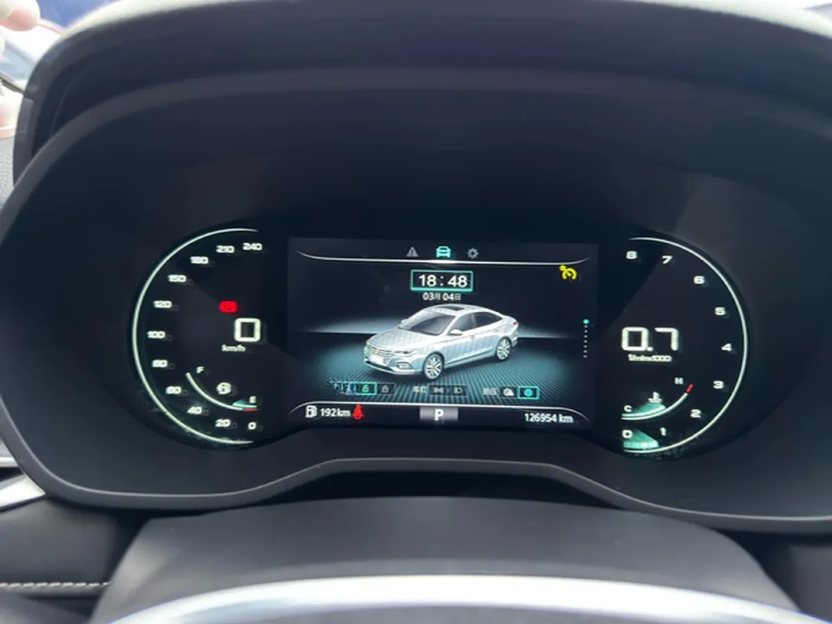 2020 Roewe i5 1.5L 120HP L4 CVT,autocango,china used car exporter,china ev exporter,chinese used car exporter,chinese used ev exporter