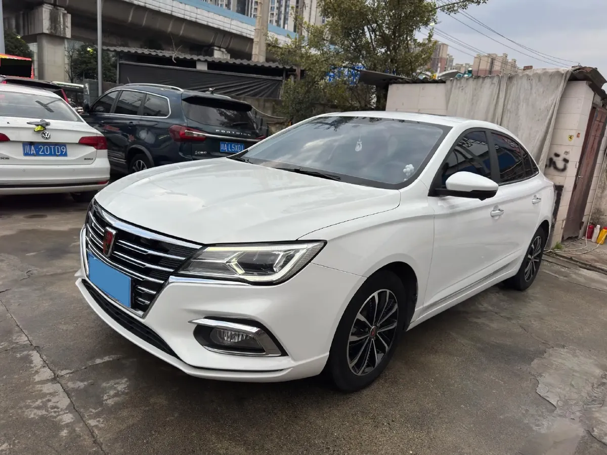 2020 Roewe i5 1.5L 120HP L4 CVT,autocango,china used car exporter,china ev exporter,chinese used car exporter,chinese used ev exporter