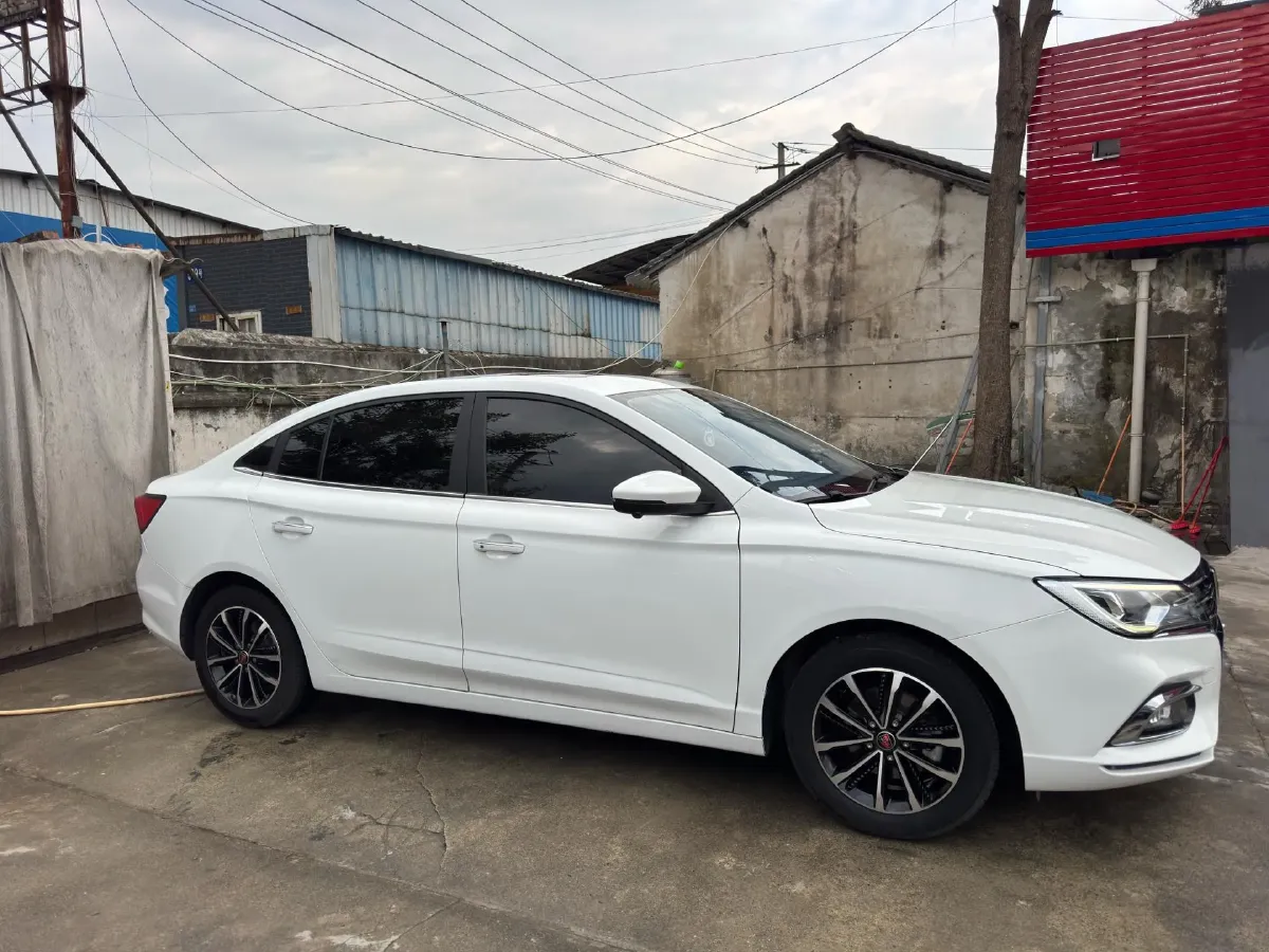 2020 Roewe i5 1.5L 120HP L4 CVT,autocango,china used car exporter,china ev exporter,chinese used car exporter,chinese used ev exporter