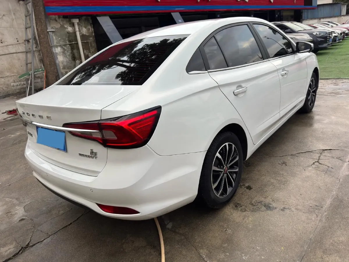 2020 Roewe i5 1.5L 120HP L4 CVT,autocango,china used car exporter,china ev exporter,chinese used car exporter,chinese used ev exporter