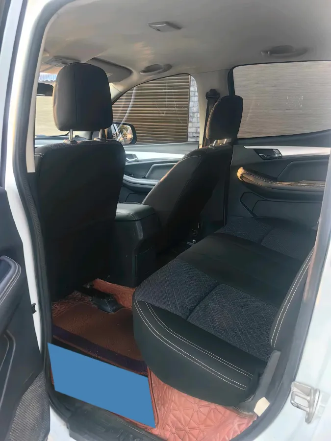 2022 Isuzu RE-MAX Jim 2.8T 120HP L4 5MT,autocango,china used car exporter,china ev exporter,chinese used car exporter,chinese used ev exporter