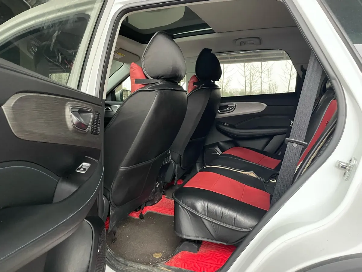 2022 Roewe RX5 1.5T 181HP L4 6MT,autocango,china used car exporter,china ev exporter,chinese used car exporter,chinese used ev exporter