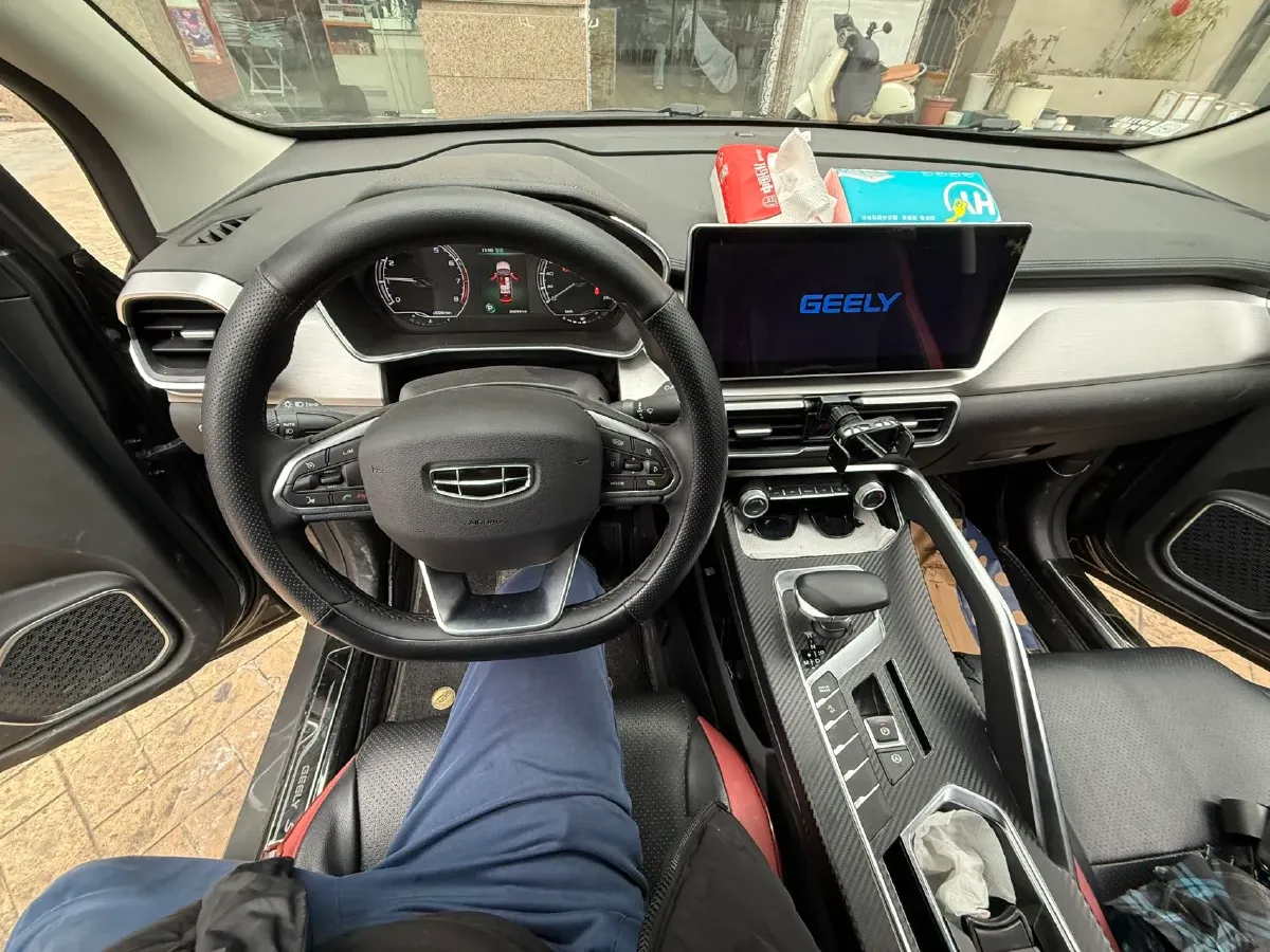 2023 Geely Coolray 1.5T 181HP L4 7DCT,autocango,china used car exporter,china ev exporter,chinese used car exporter,chinese used ev exporter