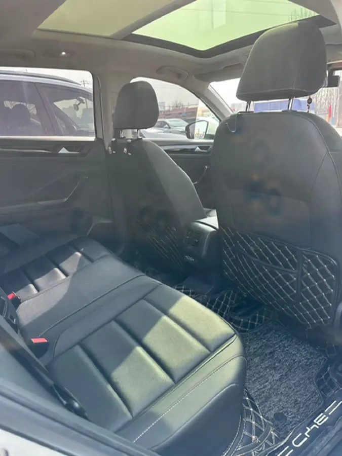 2020 Volkswagen T-Roc 1.4T 150HP L4 7DCT,autocango,china used car exporter,china ev exporter,chinese used car exporter,chinese used ev exporter