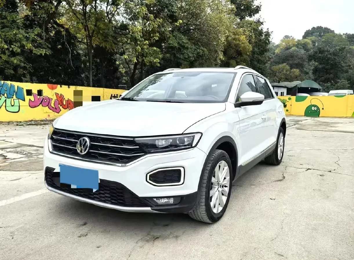 2022 Volkswagen T-Roc 1.4T 150HP L4 7DCT,autocango,china used car exporter,china ev exporter,chinese used car exporter,chinese used ev exporter