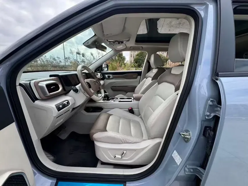 2020 Geely ICON 1.5T 177HP L3 7DCT,autocango,china used car exporter,china ev exporter,chinese used car exporter,chinese used ev exporter