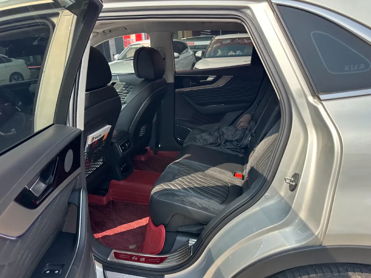 2022 HongQi HS5 2.0T 224HP L4 6AT,autocango,china used car exporter,china ev exporter,chinese used car exporter,chinese used ev exporter