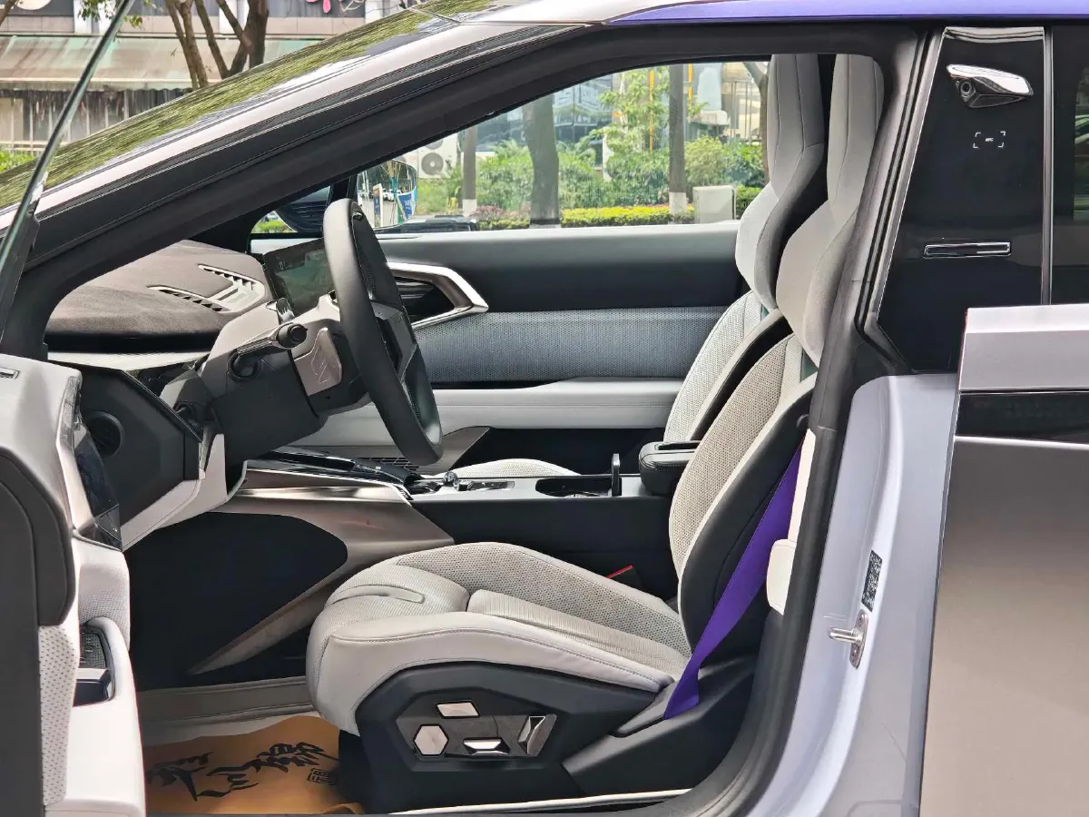 2023 HiPhi Z BEV 120KWH,autocango,china used car exporter,china ev exporter,chinese used car exporter,chinese used ev exporter