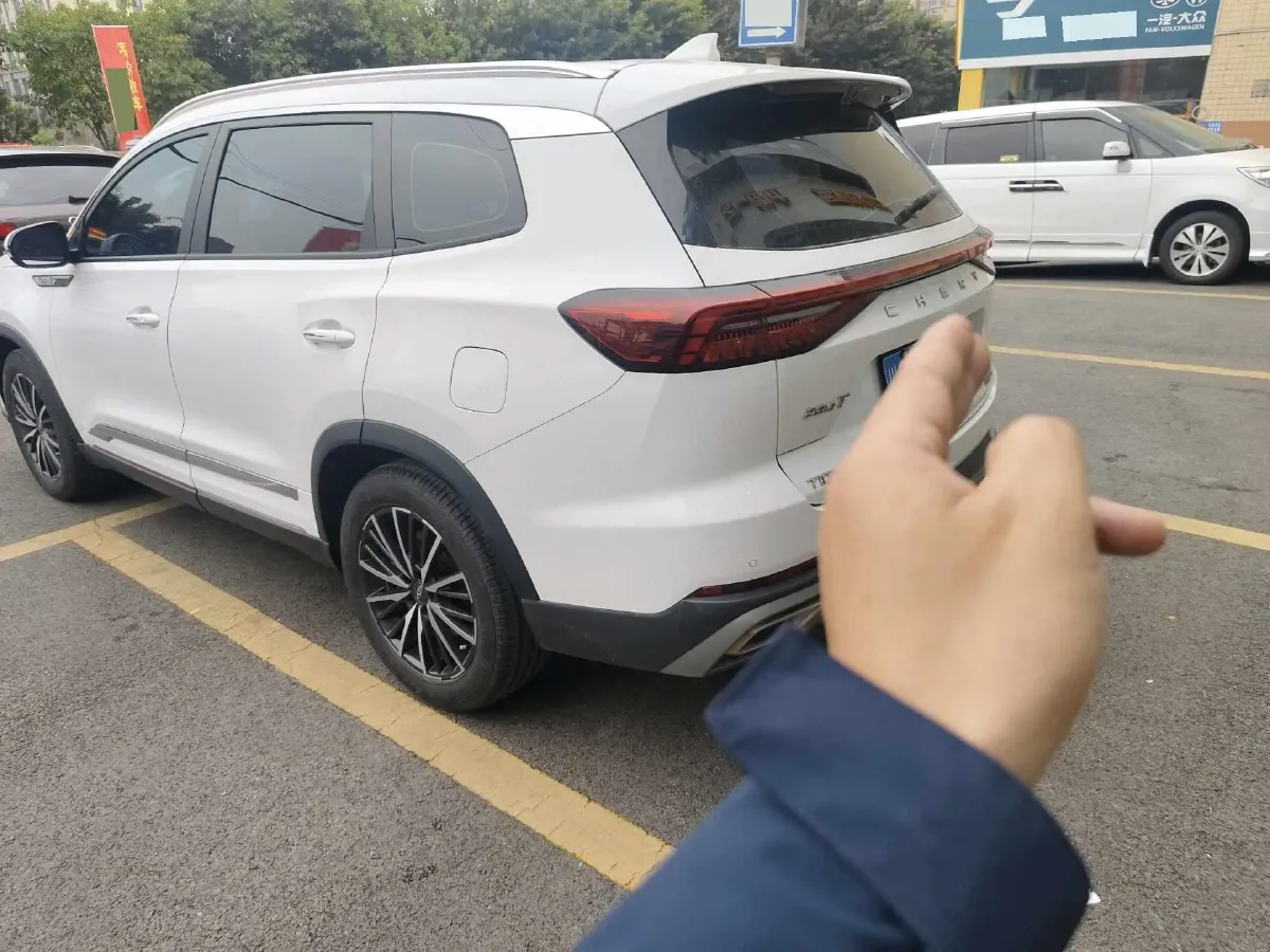2022 Chery Tiggo 8 PRO 1.6T 197HP L4 7DCT,autocango,china used car exporter,china ev exporter,chinese used car exporter,chinese used ev exporter